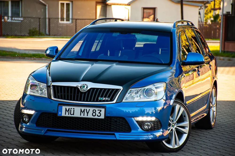 Skoda Octavia 2.0 TSI RS - 9