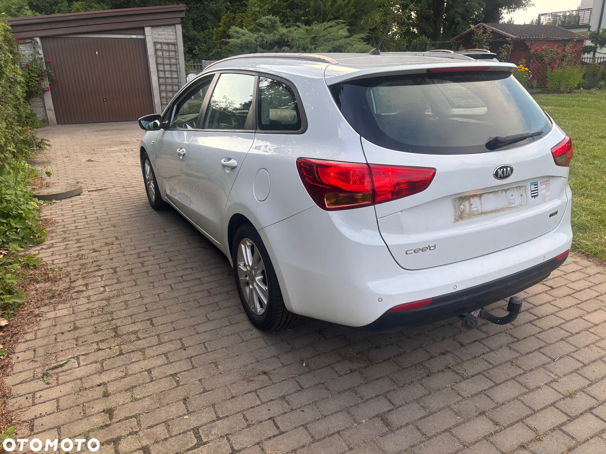 Kia Ceed - 8