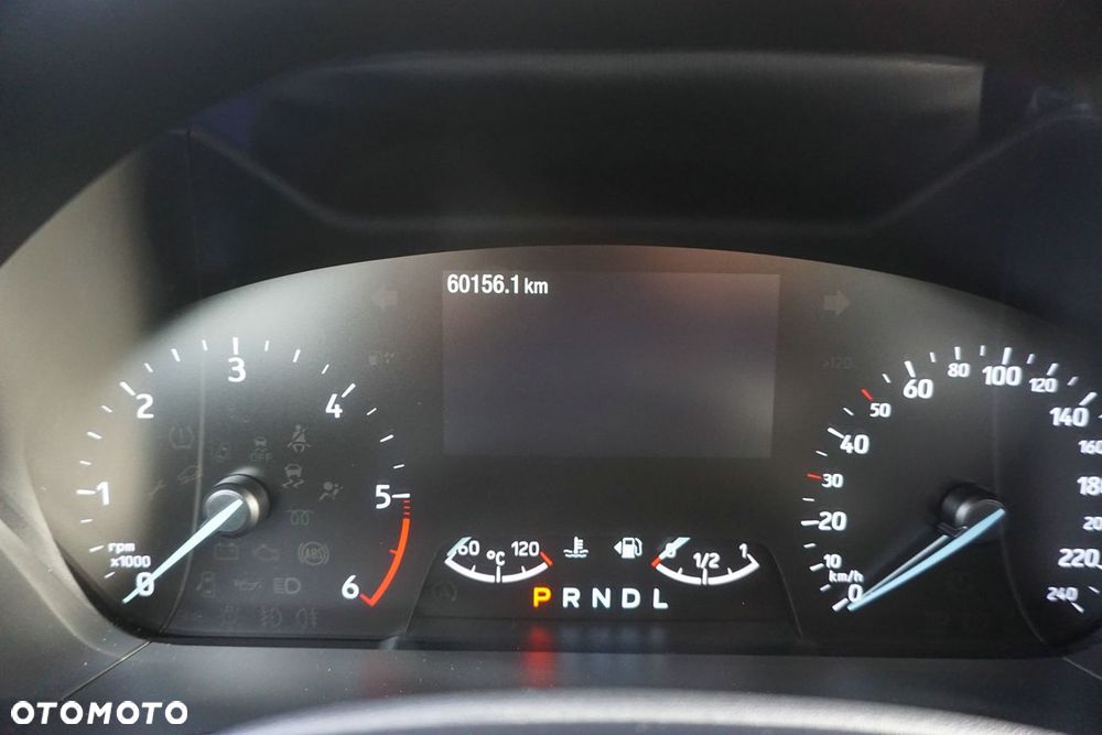 Ford Focus 1.5 EcoBlue Start-Stopp-System TITANIUM - 10
