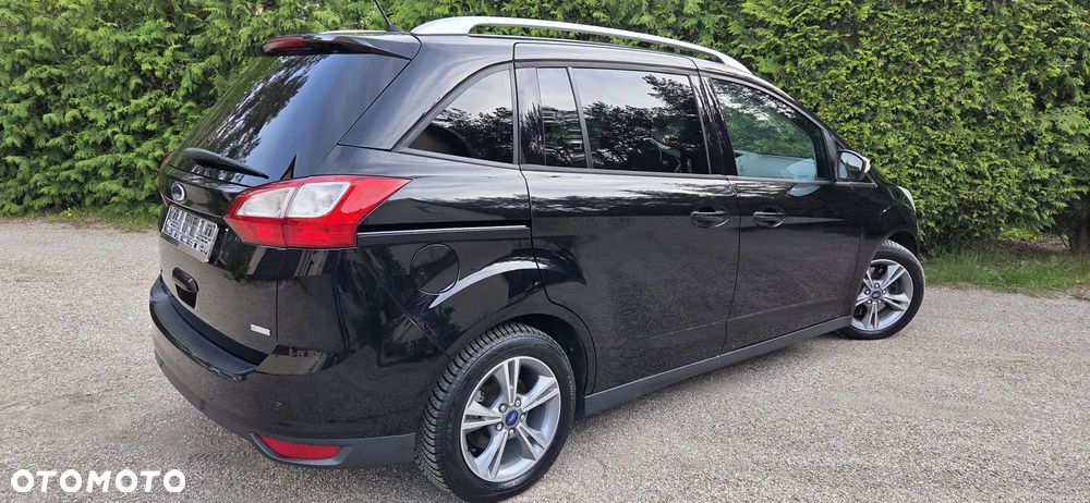 Ford Grand C-MAX - 15