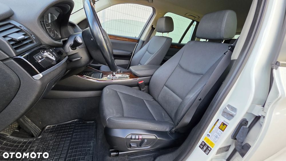 BMW X3 xDrive28i - 8