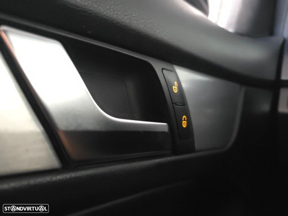 Mercedes-Benz C 220 - 21