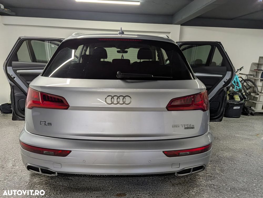 Audi Q5 55 TFSIe quattro S tronic S line - 8