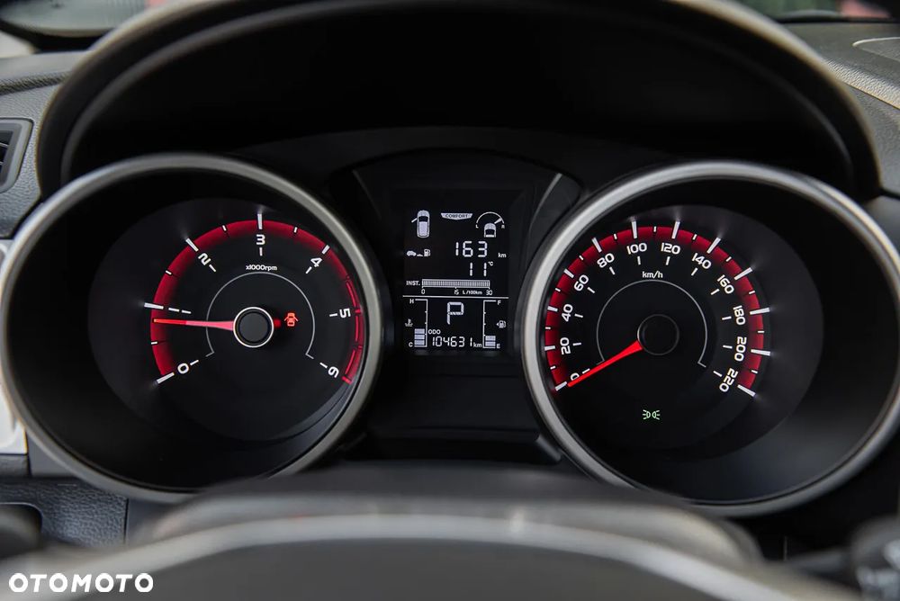 SsangYong/KGM Tivoli 1.6 e-XDi 2WD Sapphire - 18