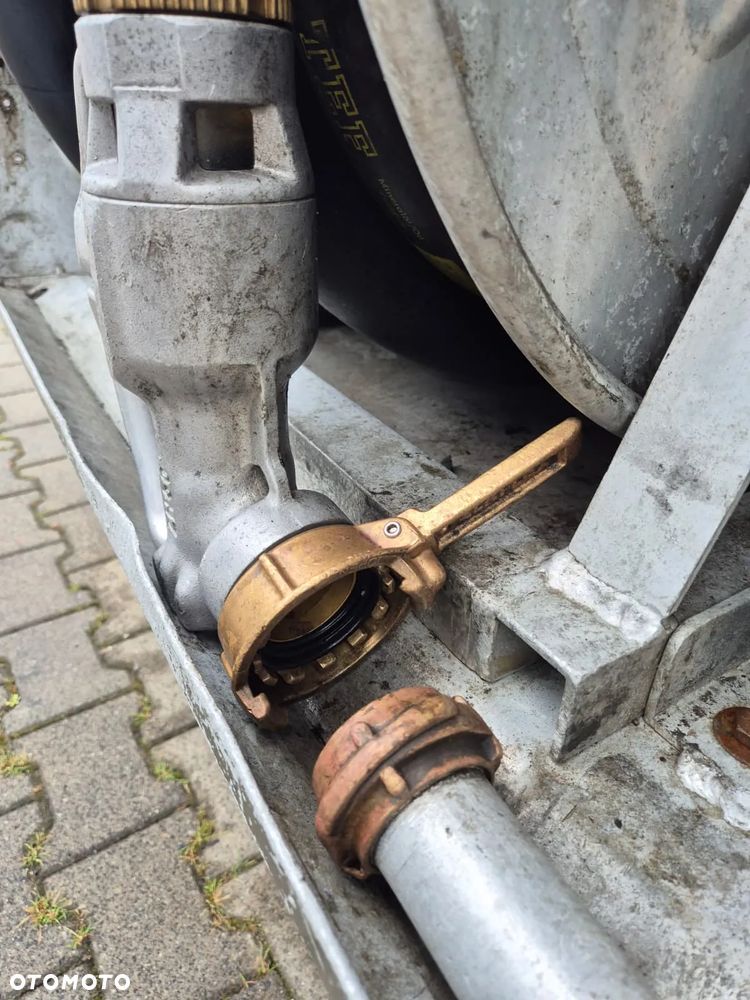 MAN TGS 18.360 / CYSTERNA / PALIWA + OLEJE / ADR / EURO 5 / 11M3 / 3 KOMORY / KABINA SYPIALNIANA / 1WŁ - 23