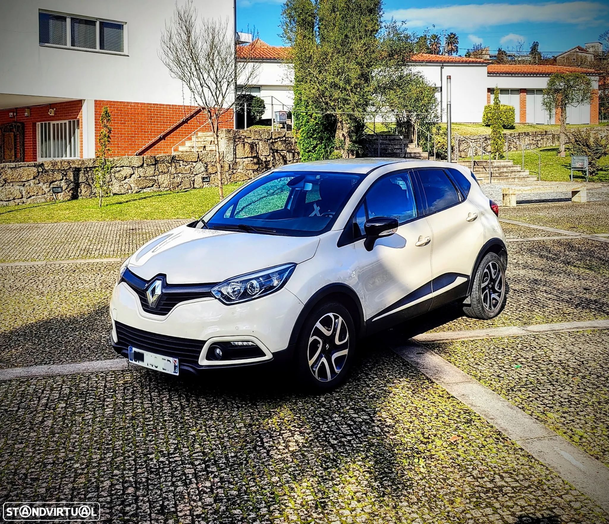 Renault Captur ENERGY TCe 120 EDC Luxe - 1
