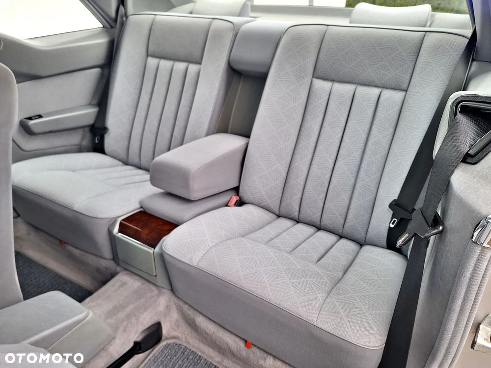 Mercedes-Benz W124 (1984-1993) - 35