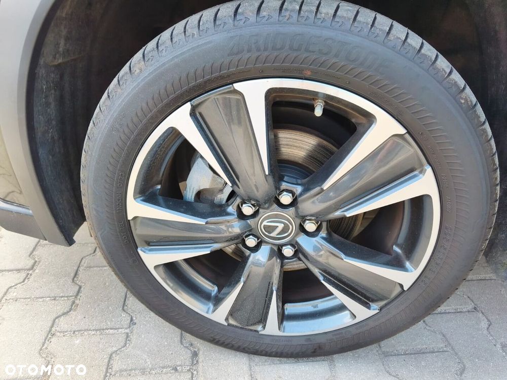 Lexus UX 250h GPF Business 2WD - 16