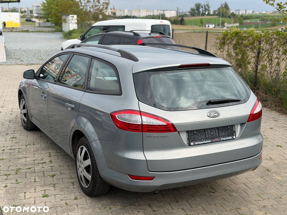 Ford Mondeo 1.6 Trend - 15