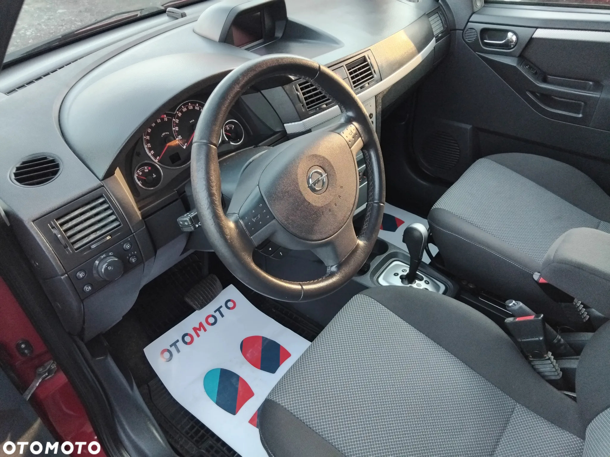 Opel Meriva 1.6 Essentia MTA - 35