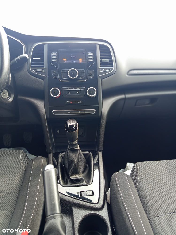 Renault Megane 1.2 Energy TCe Life - 14