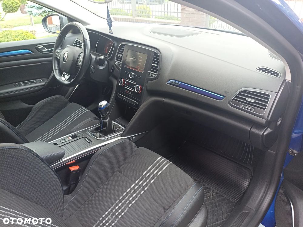 Renault Megane ENERGY dCi 130 GT LINE - 35