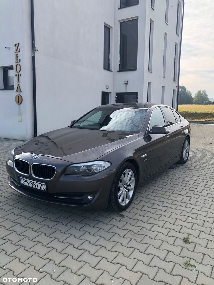 BMW Seria 5 525d xDrive - 1