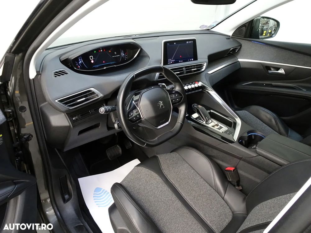 Peugeot 3008 - 5