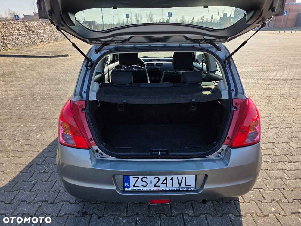 Suzuki Swift 1.3 Comfort - 17