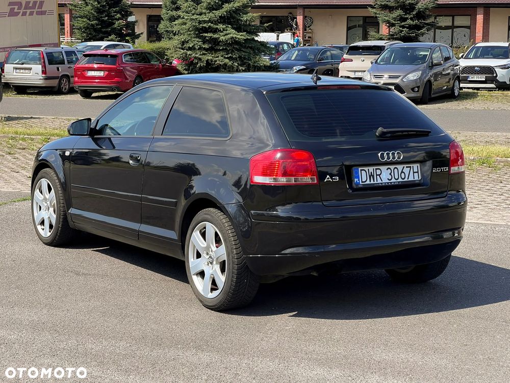 Audi A3 3-drzwiowe 2.0 TDI Attraction - 2