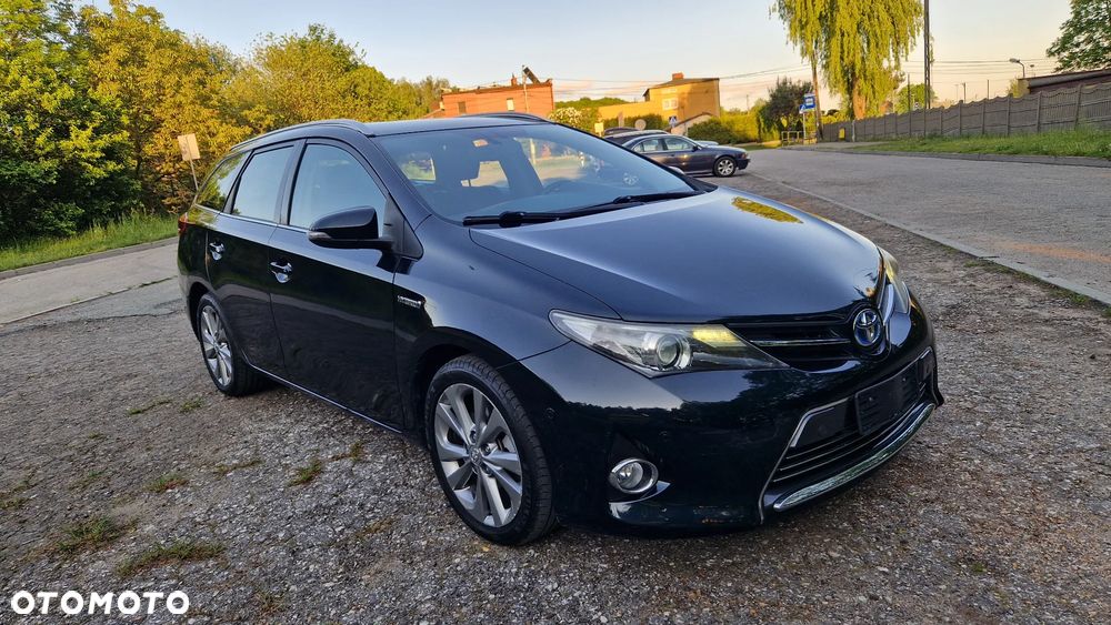 Toyota Auris - 2