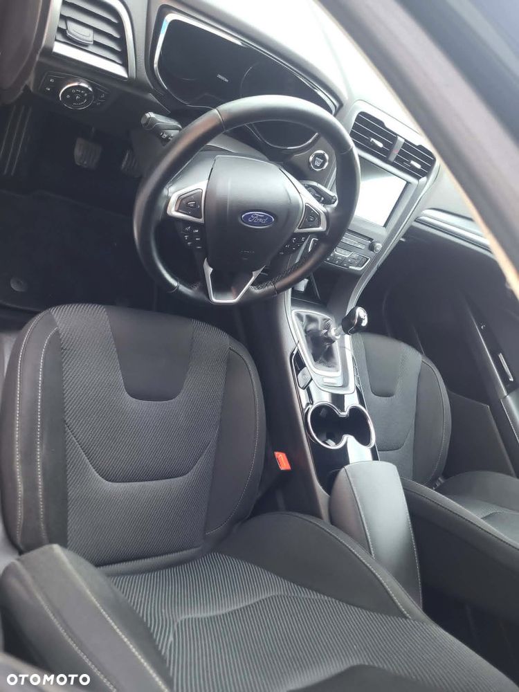 Ford Mondeo 2.0 TDCi STart-Stopp Titanium - 9