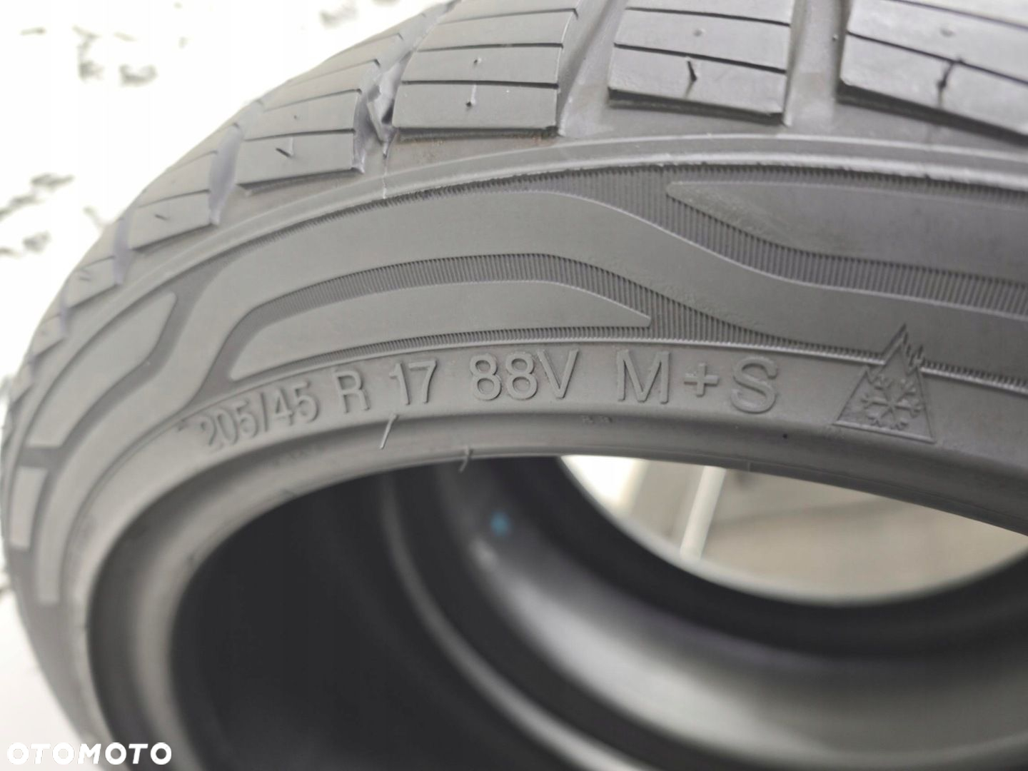 205/45r17 vredestein opony całoroczne 7,5mm 51438 - 7