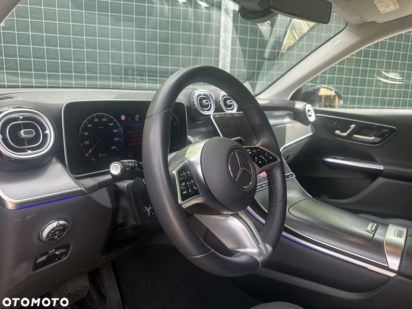 Mercedes-Benz GLC - 15