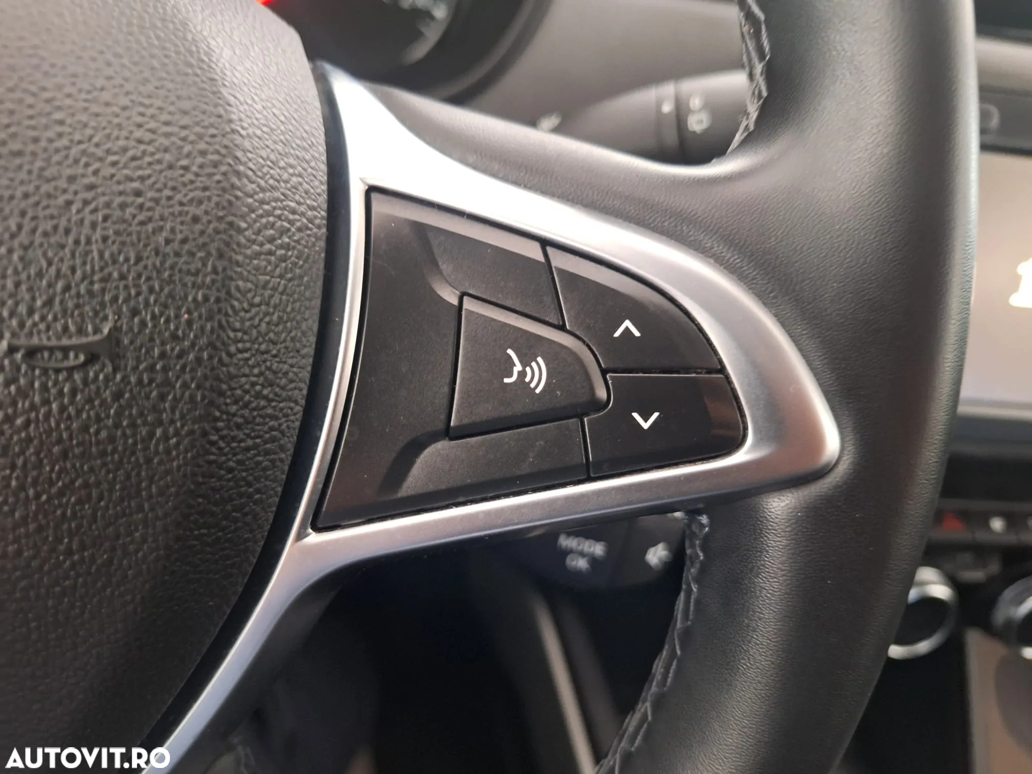 Dacia Duster 1.5 Blue dCi 4WD Prestige jante 17" - 13
