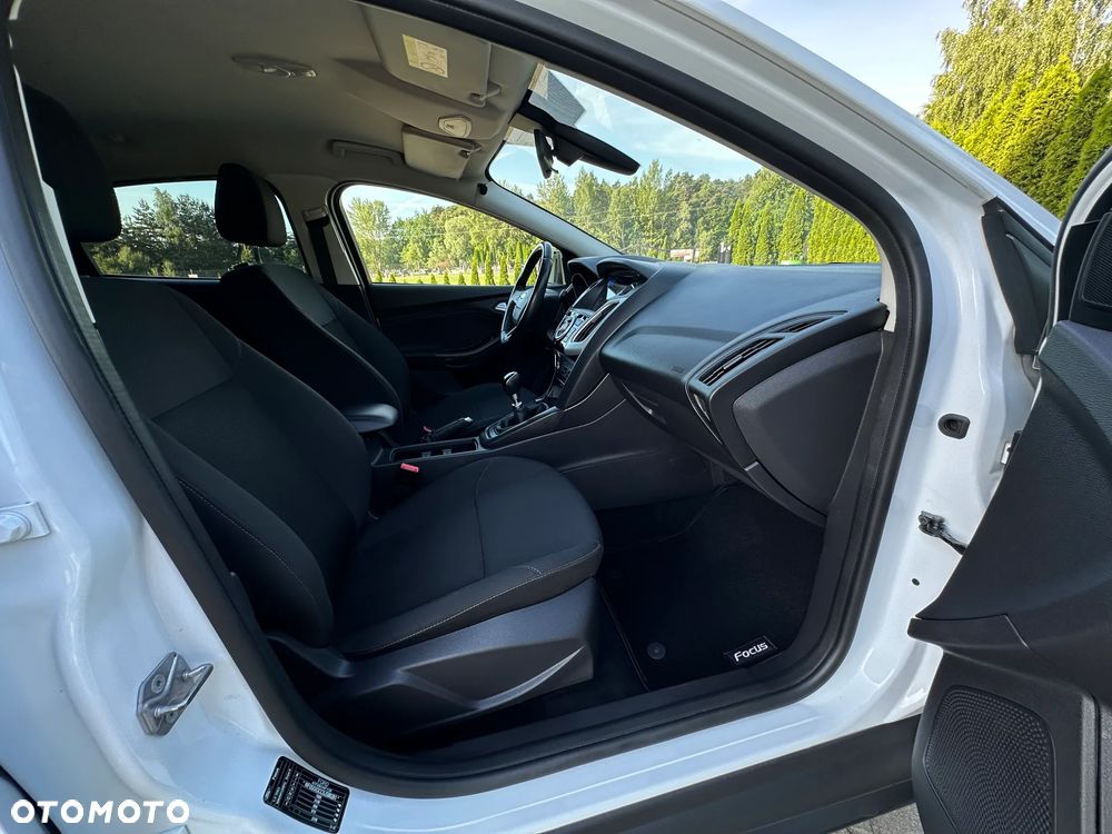 Ford Focus 1.5 EcoBlue STart-Stopp-System TITANIUM - 23