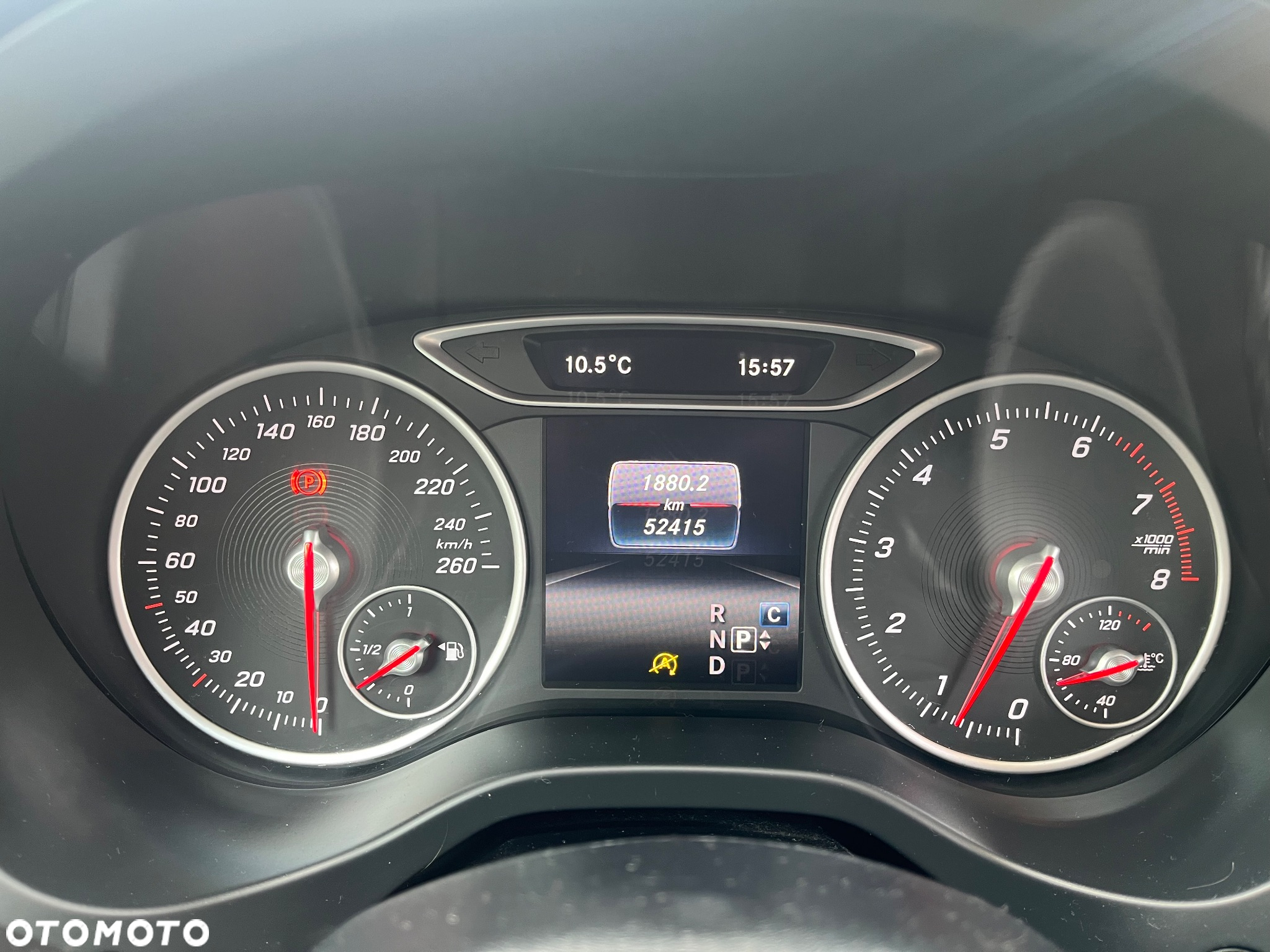 Mercedes-Benz GLA 180 7G-DCT Style - 19