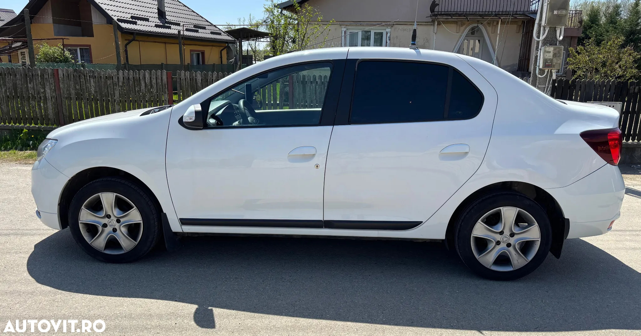 Dacia Logan - 3