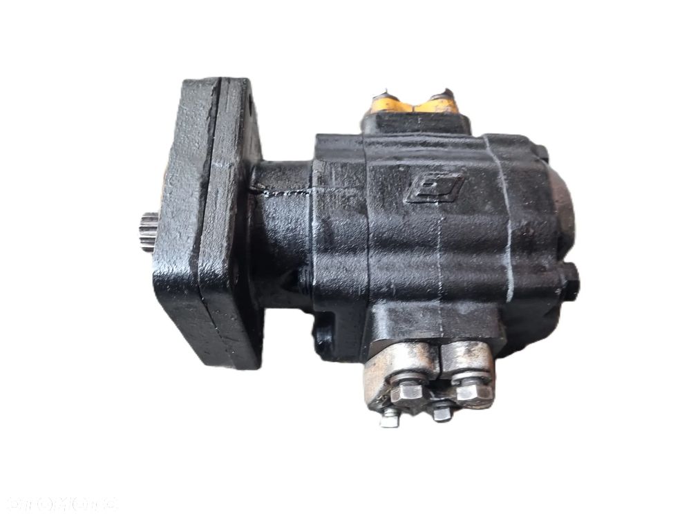 CASE KOPARKO ŁADOWARKA pompa hydrauliczna R42142 * - 3