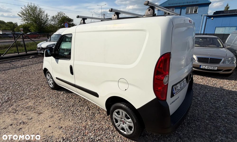 Fiat DOBLO VAN VAT-1 Homologacja cięż. DMC: 2145kg Ładowność 706kg MOCNY SILNIK 1.6 MultiJet, 105KM Emisja Euro-6, Skrzynia biegów 6-cio stopniowa! ORYGINALNA ZABUDOWA PAKI, BOCZNE DRZWI PRZESUWNE, RADIO FABRYCZNE, Hak 1300kg, PODGRZEWANE FOTELE Z REG. I PODŁOKIETNIKIEM, BAGAŻNIK DACHOWY ORYGINALNY FIAT, PARKTRONIKI, ALARM.. - 39