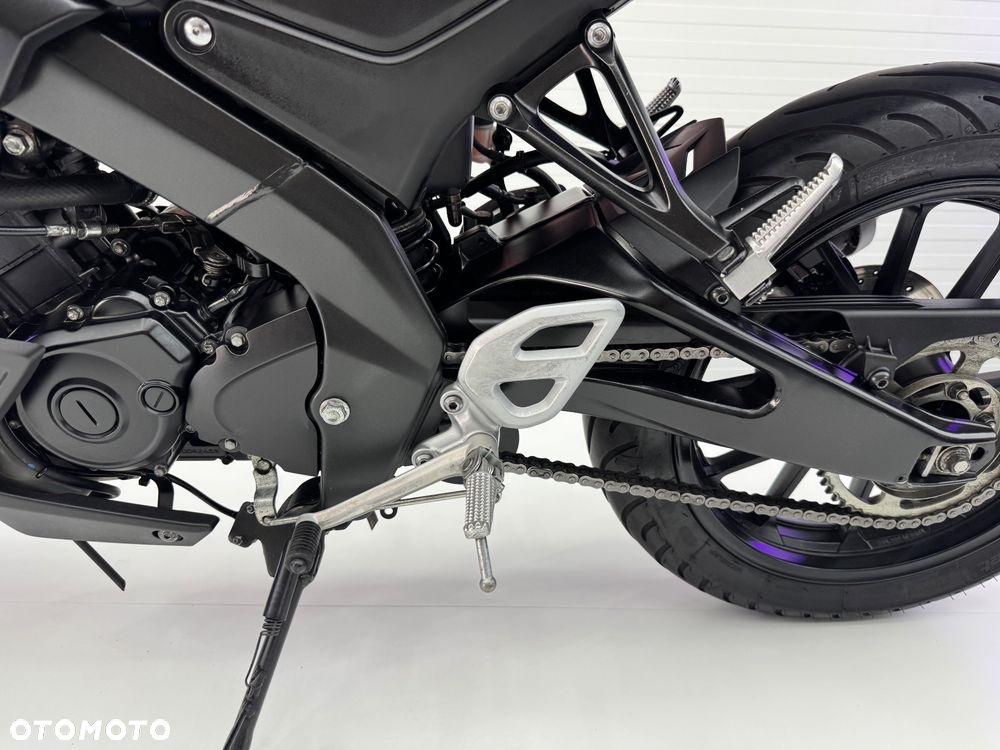 Yamaha MT - 30