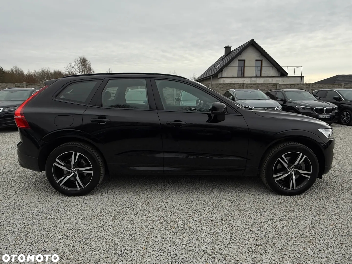 Volvo XC 60 T8 Plug-In Hybrid AWD R-Design - 22