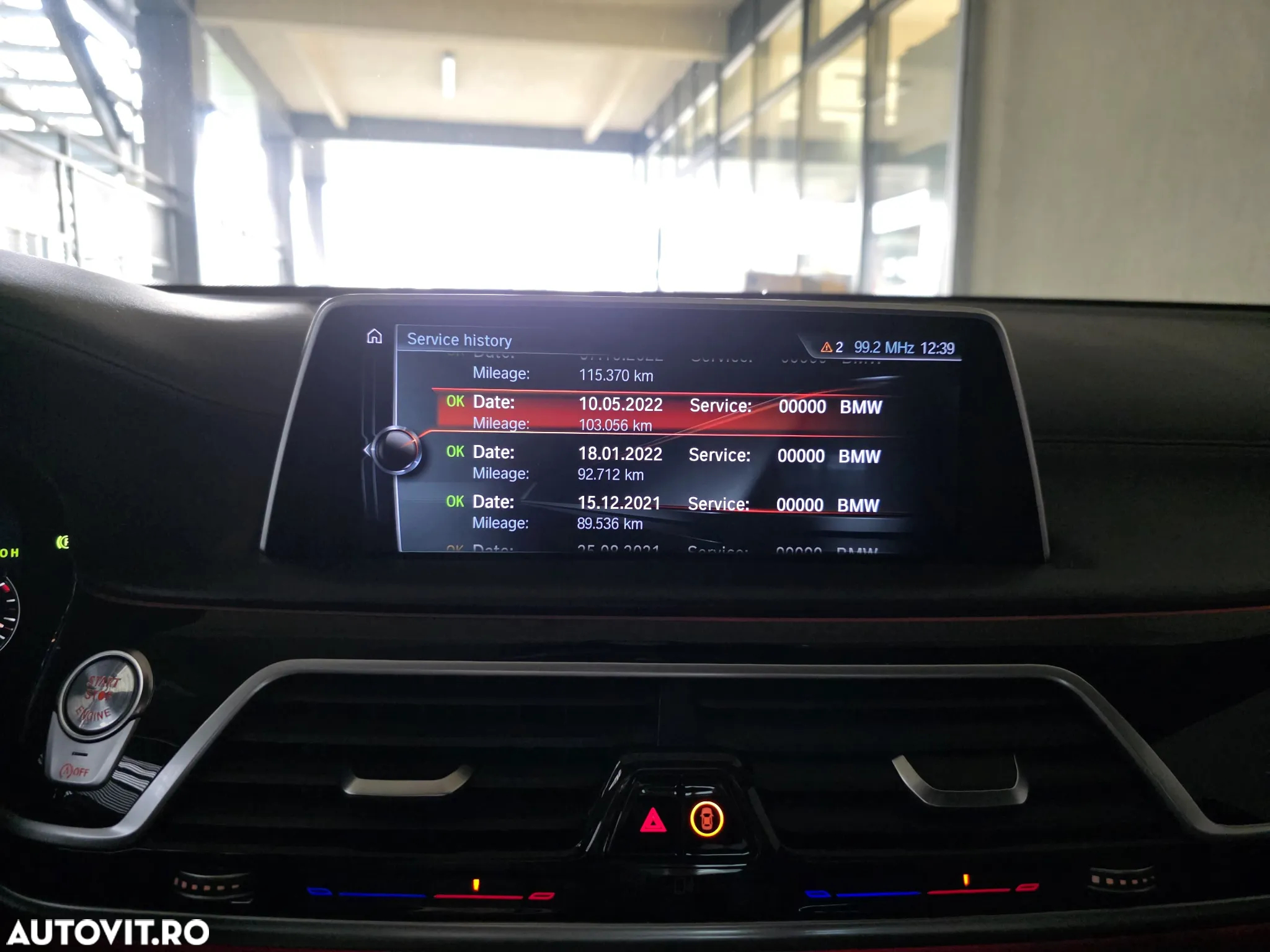 BMW Seria 7 730Ld xDrive - 32