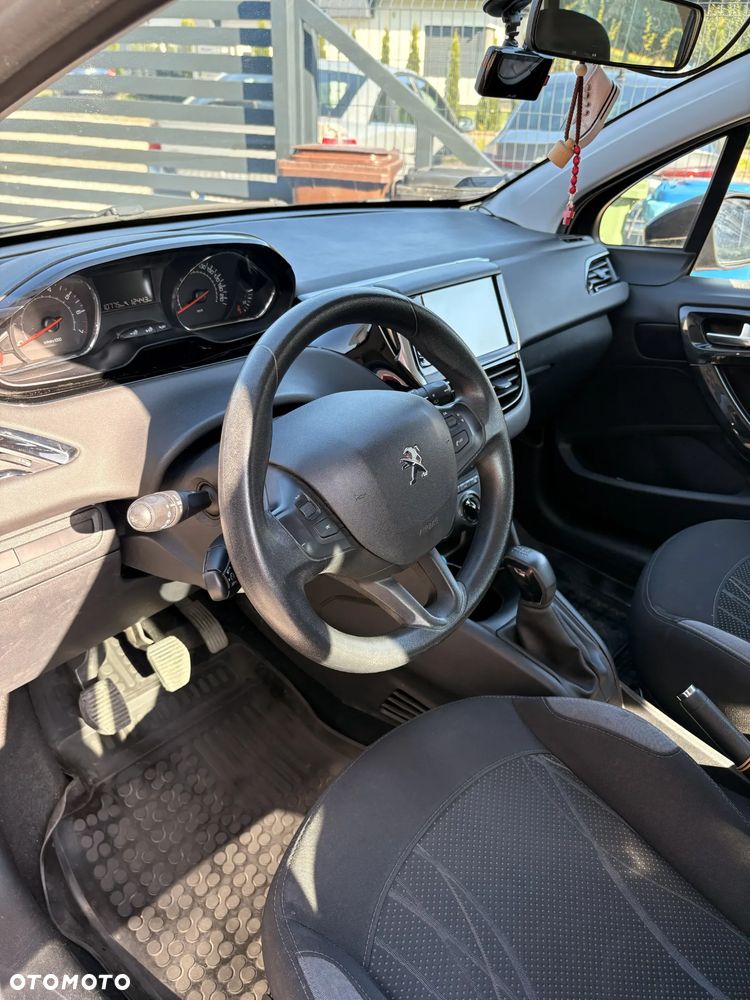 Peugeot 208 68 VTI Active - 11