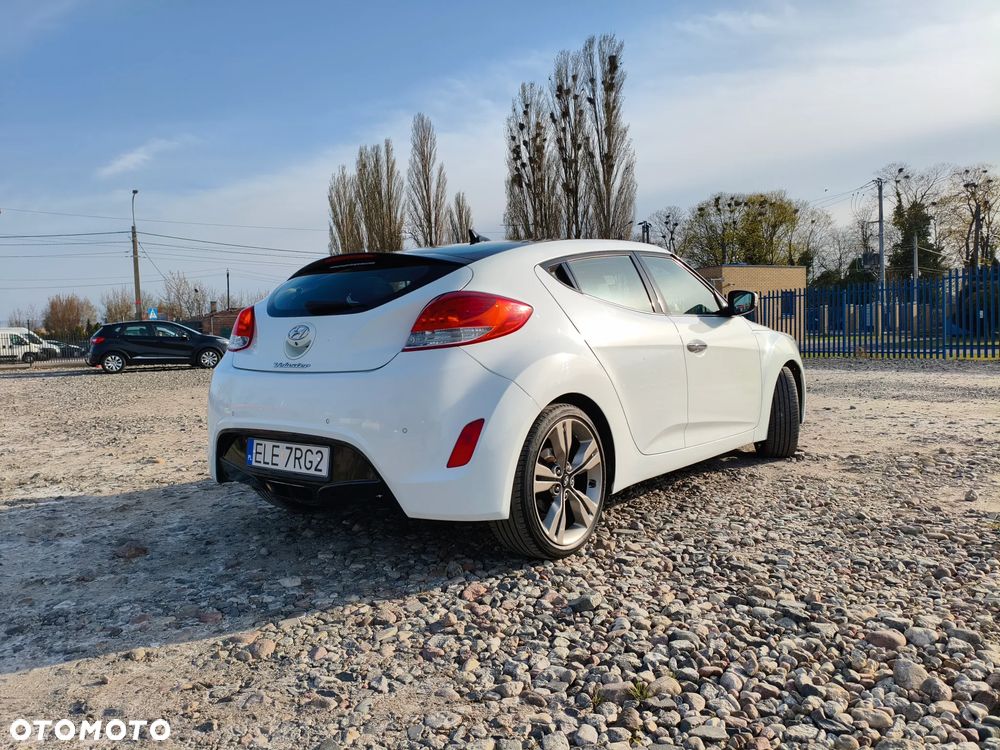 Hyundai Veloster 1.6 Premium - 3