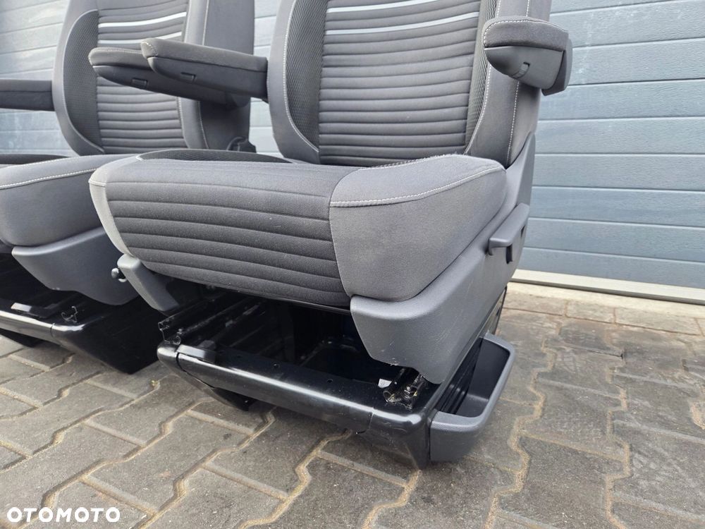 VW T5 T6 fotel kierowcy przód elektrycznie regulowany CUP - 4