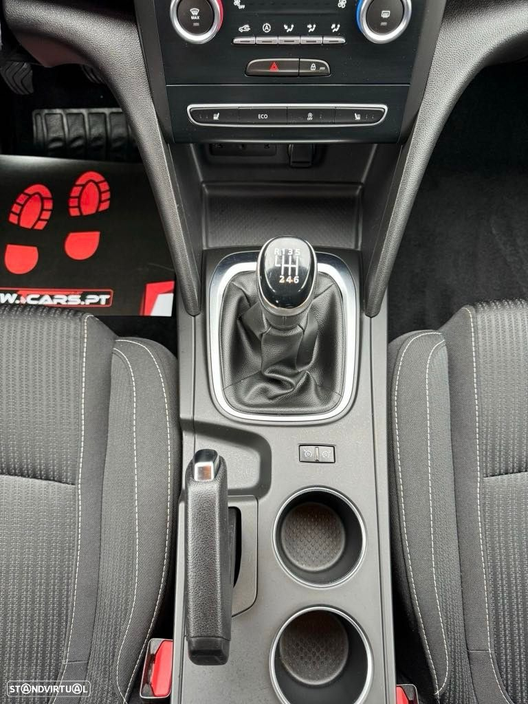 Renault Mégane Sport Tourer 1.5 Blue dCi Limited - 23