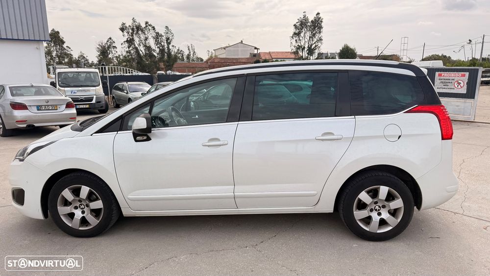 Peugeot 5008 - 15