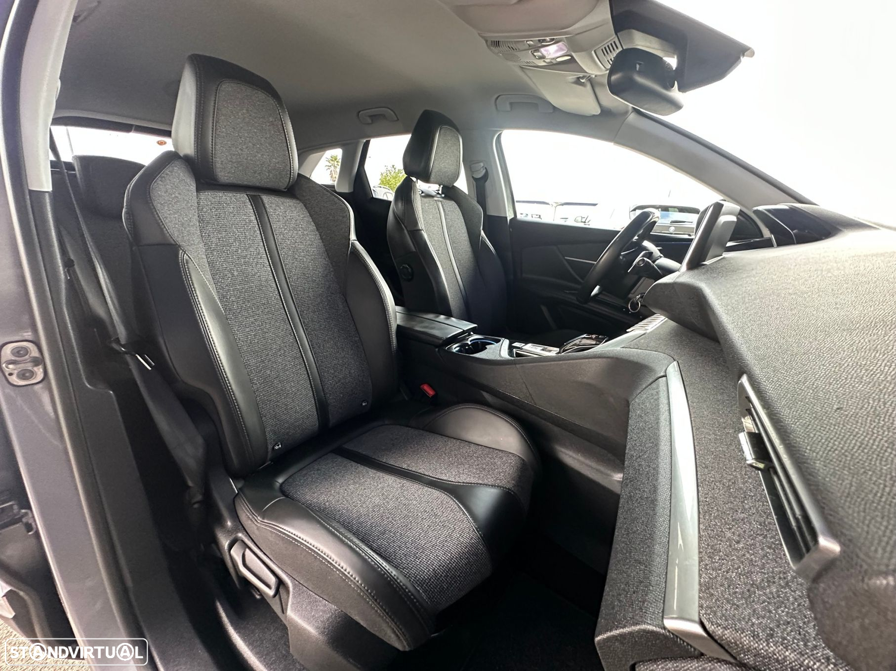 Peugeot 3008 1.6 BlueHDi Allure EAT6 - 3