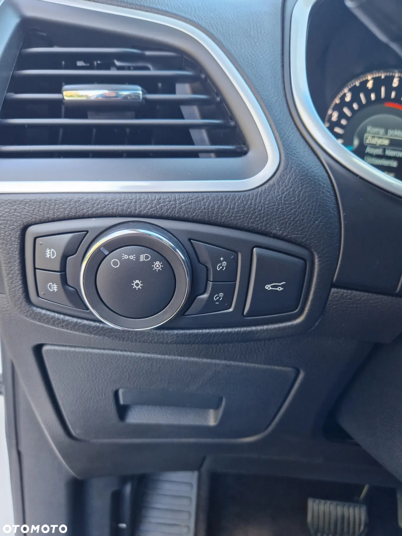 Ford Edge - 33