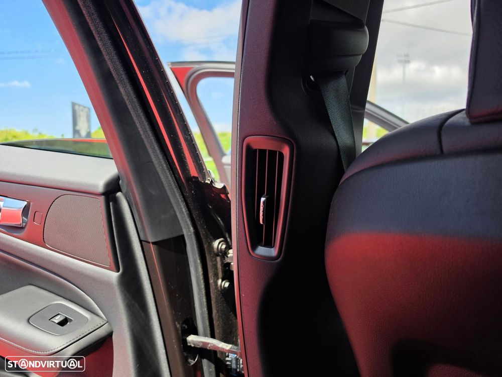 Volvo S60 2.0 T8 PHEV Plus Bright AWD - 20