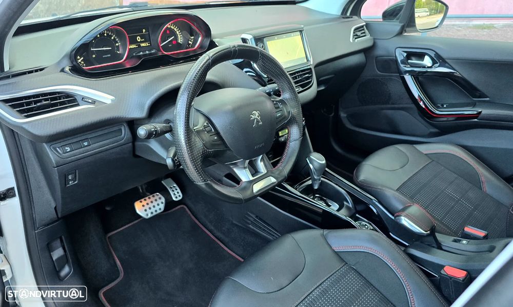 Peugeot 2008 PureTech 110 Stop&Start EAT6 GT-Line Edition - 9
