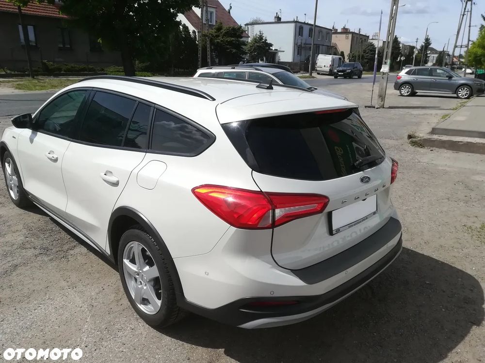 Ford Focus Turnier 1.5 EcoBoost Start-Stopp-System ACTIVE - 11