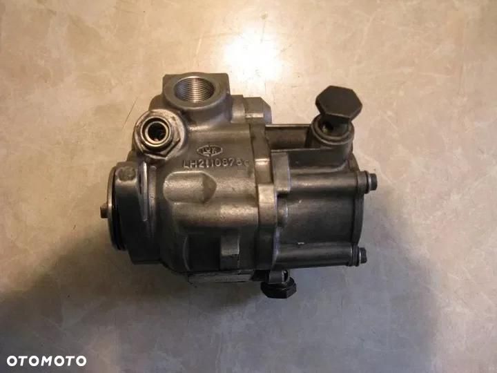 # MERCEDES ACTROS MP1 MP2 MP3 POMPA WSPOMAGANIA + PALIWA - 1