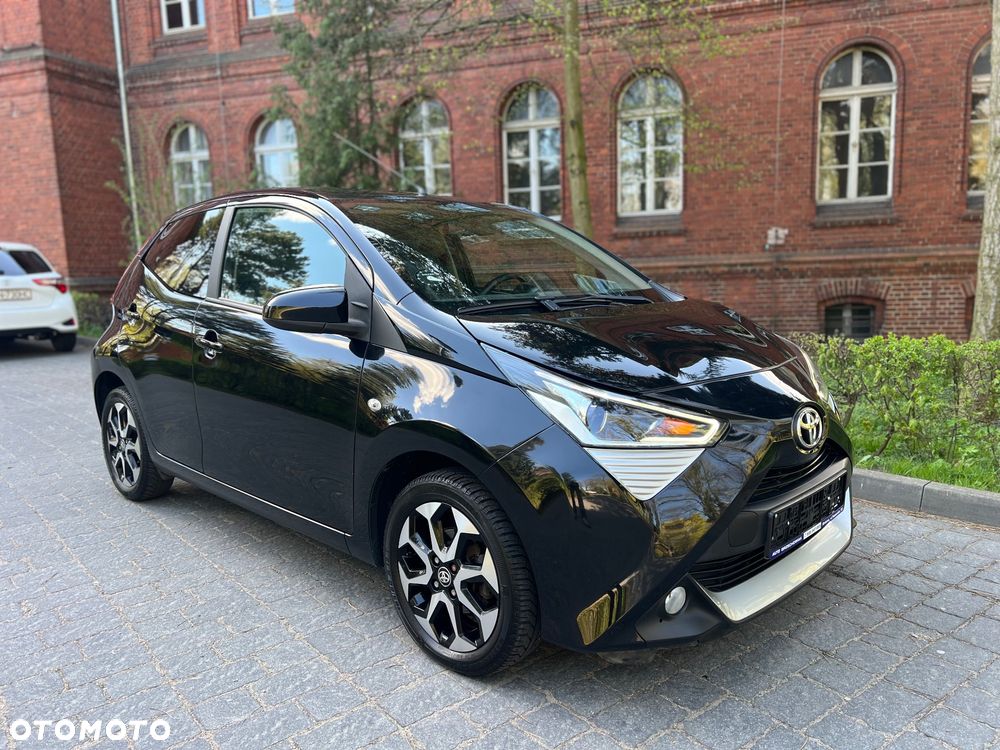 Toyota Aygo x-business - 19