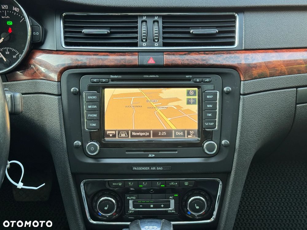 Skoda Superb 1.8 TSI Elegance DSG - 30