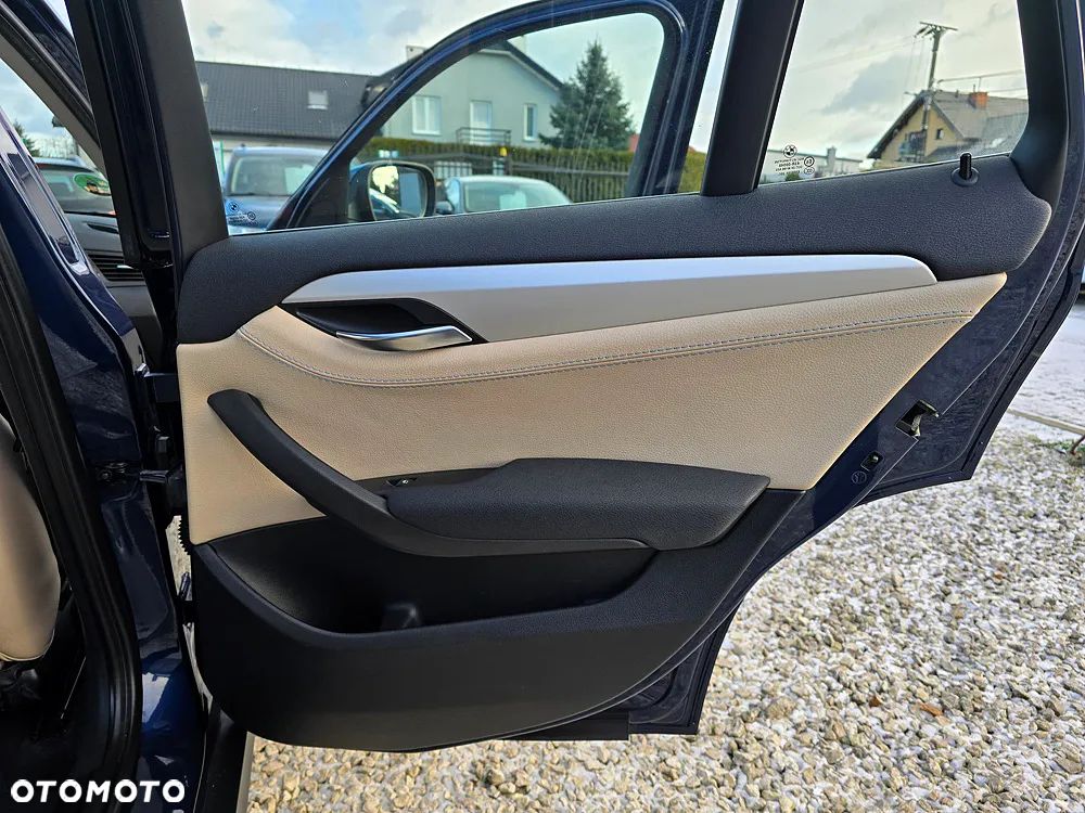 BMW X1 sDrive20i xLine - 23