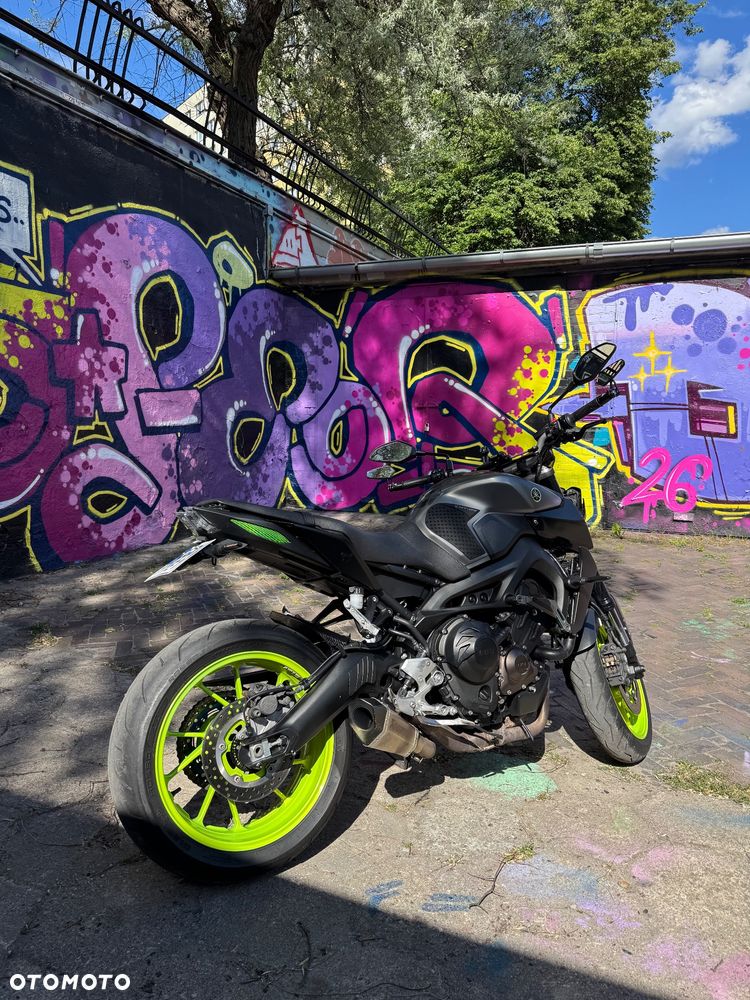 Yamaha MT - 4
