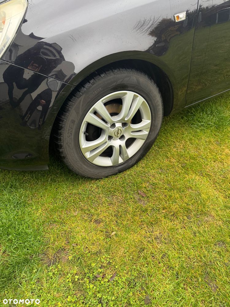 Opel Corsa 1.2 16V Enjoy - 4