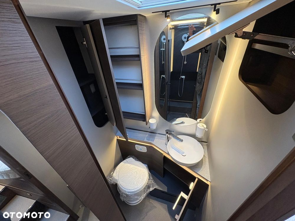 Adria Supersonic 780 SL - 22